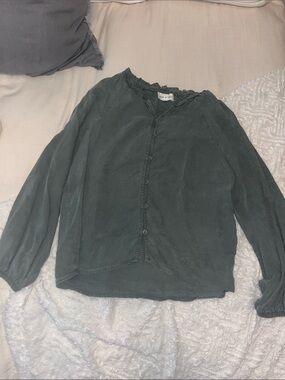 Cloth & Stone Dark Green Button Front top